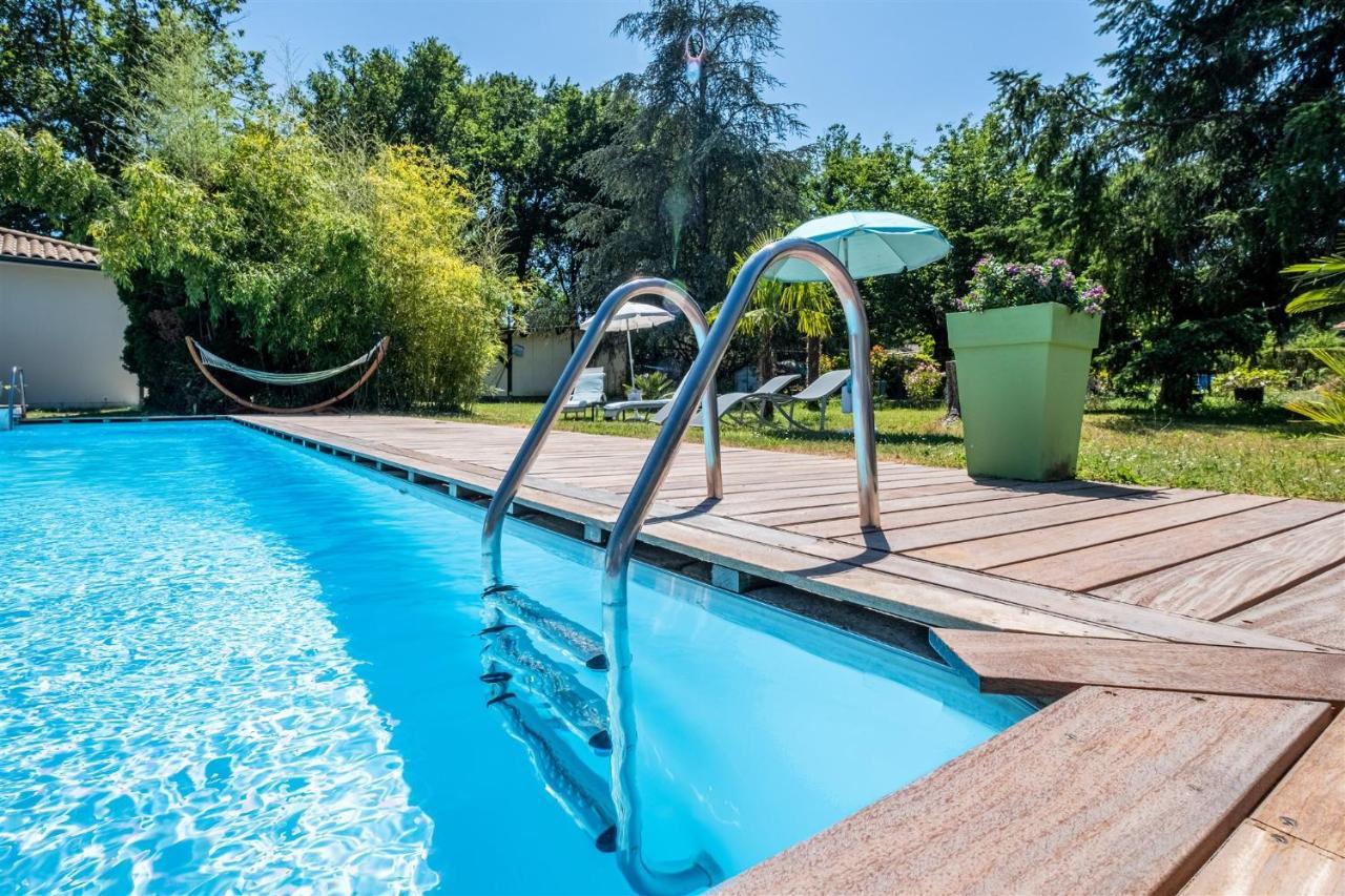 Villa Gena Saint-Médard-dʼEyrans エクステリア 写真